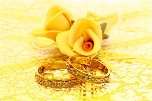 金婚式のプレゼント特集！50年の歴史と新たな門出を祝して贈りたい気持ち