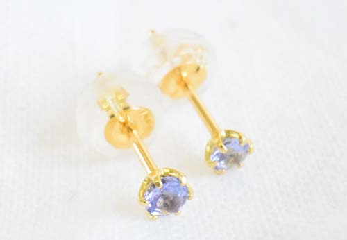 K18 タンザナイトピアス