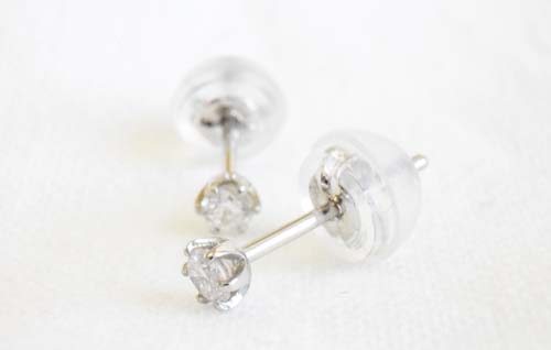 PT ダイヤモンドピアス