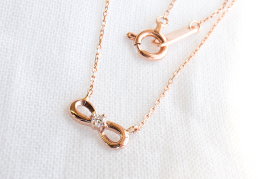 ダイヤモンドネックレス-リボン