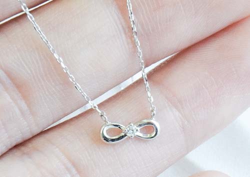 ダイヤモンドネックレス-リボン