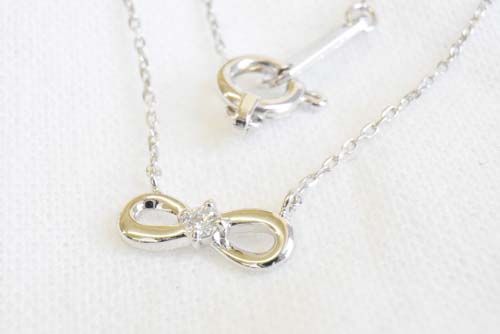 ダイヤモンドネックレス-リボン