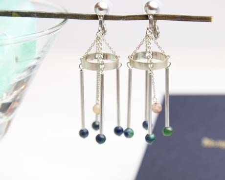 シャンデリアピアス/イヤリング