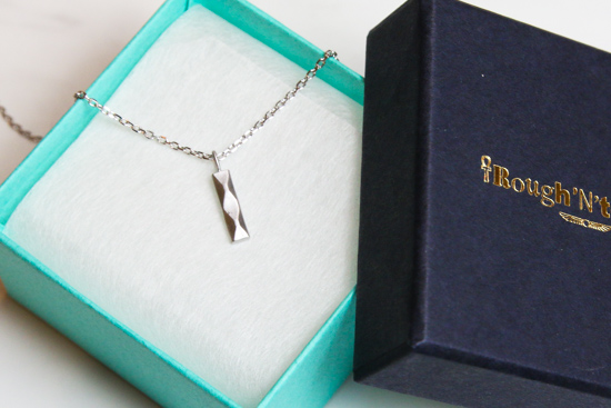 ダイヤパターンネックレス1