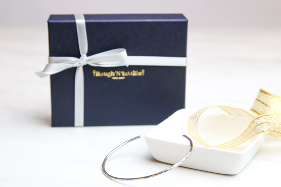 Bowバングル