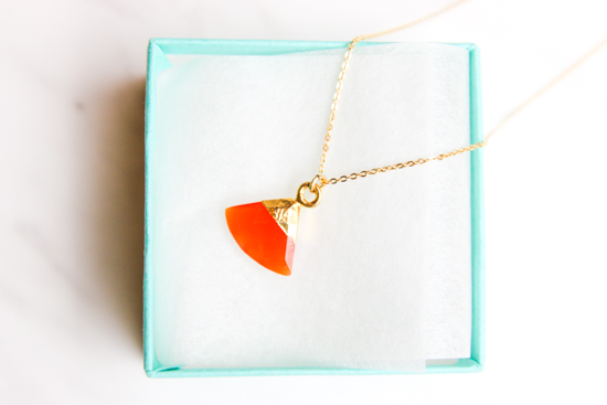 セクターネックレス