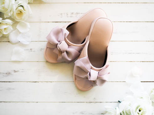 スリッパ・リボン・ベージュ・M