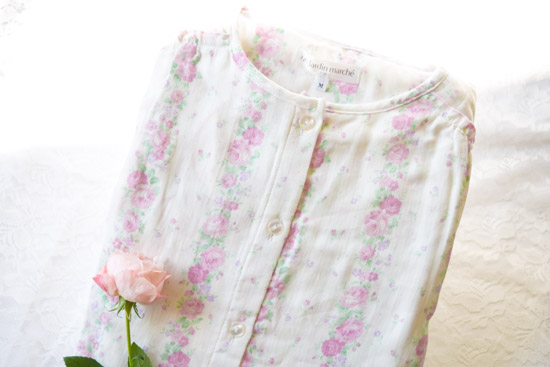 7分袖丸首全開　ガーゼストライプフラワー