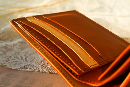 イタリアンレザー二つ折り財布　(お札&カード)