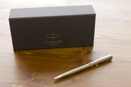 ゴールドボールペン