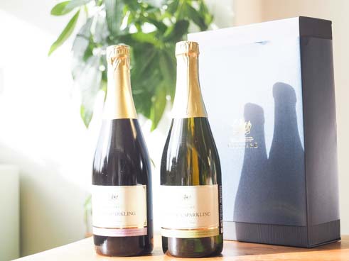 巨峰スパークリング＆ナイアガラスパークリング赤白２本セット(フルボトル・化粧箱入り)