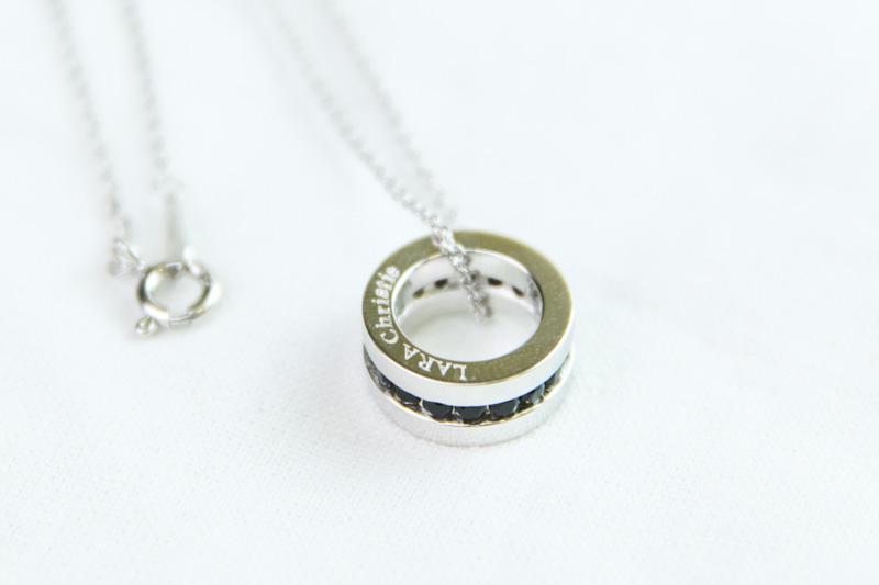 エタニティ ブラック