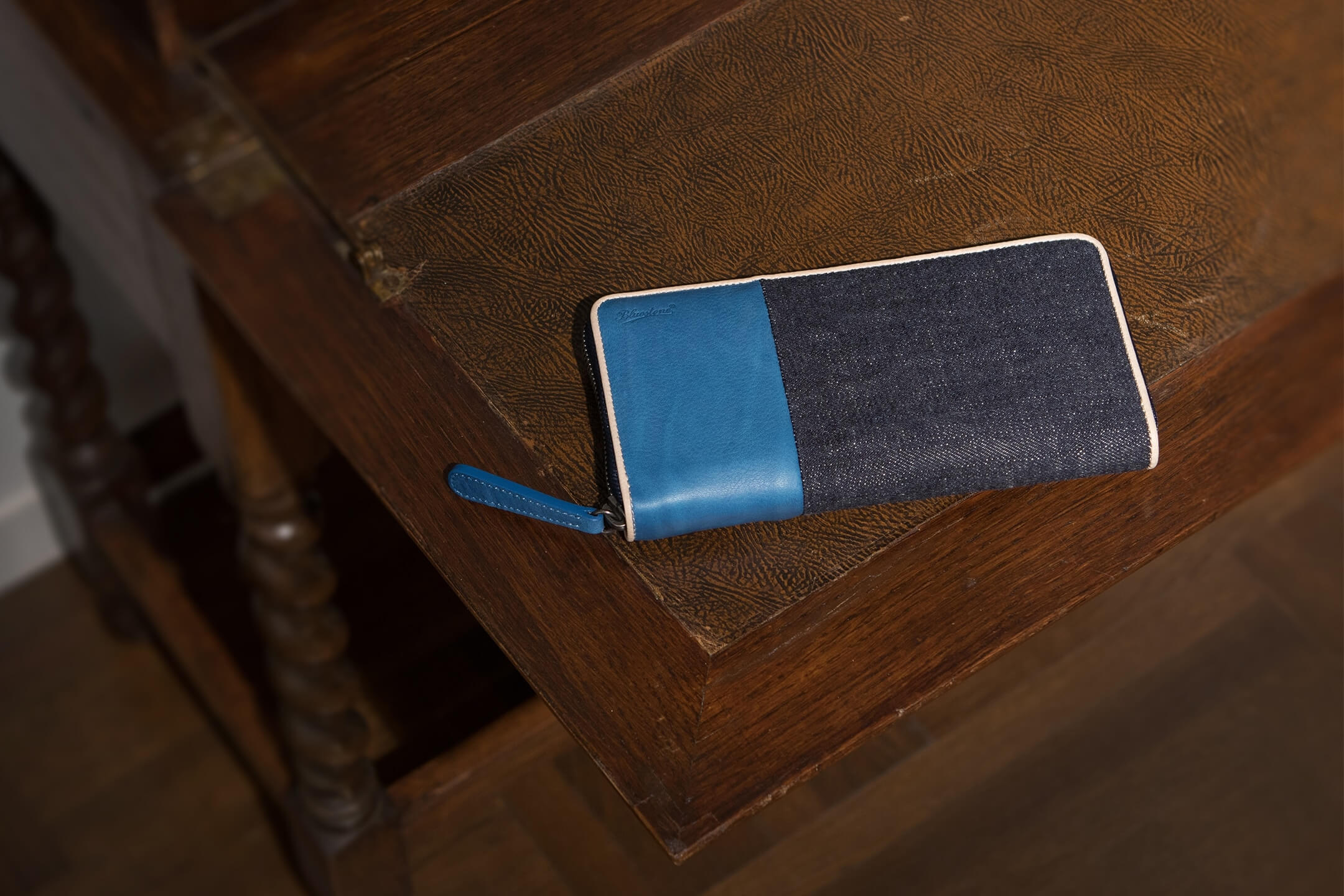 Sデニム x スクモレザー ラウンドジップ長財布