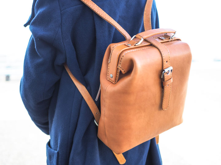 リュックミニ-キャラメル