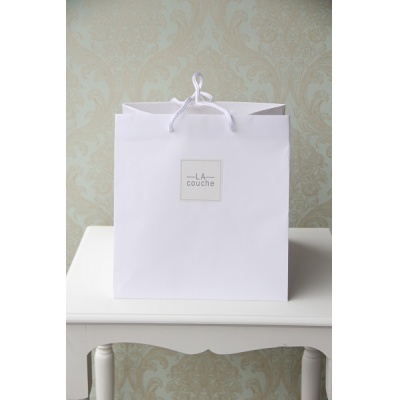 Kiko+の木のおもちゃ付きオーガニックおむつケーキ(2段/全3色)