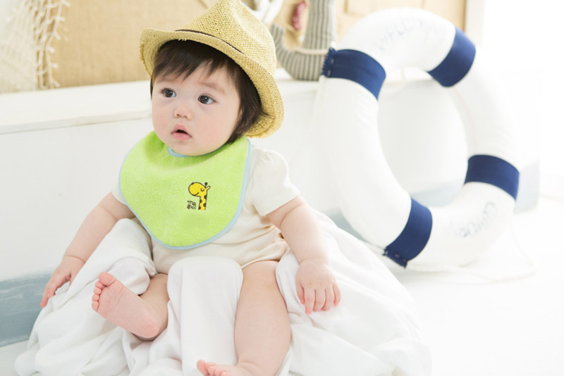 おくるみバスタオルポンチョ・よだれかけ(きりん)　男の子用