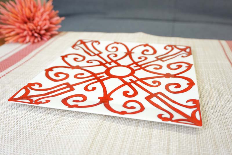 ガダルガダルキヴィール　プレート