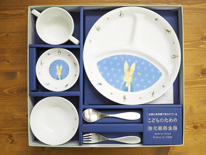 ピーターラビットの食器＆スプーンフォークセット