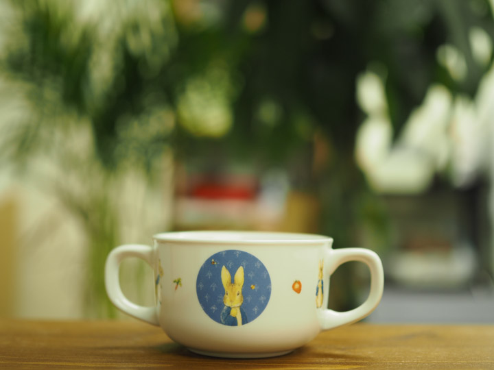 ピーターラビットの食器＆スプーンフォークセット