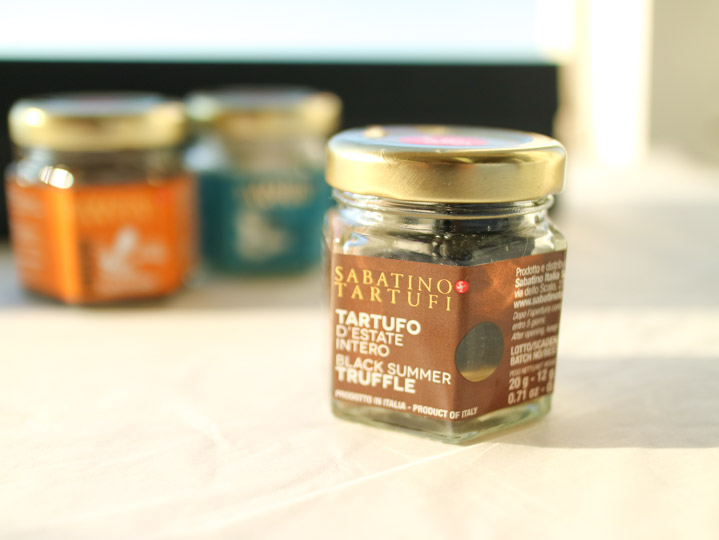 サバティーノ・トリュフ3個セット(黒トリュフホール・トリュフハニー・トリュフ塩)