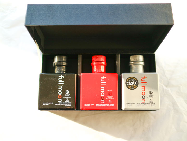 フルムーン3個セット(ホワイトバルサミコ12年熟成・ブラックバルサミコ12年熟成・オリーブオイル)