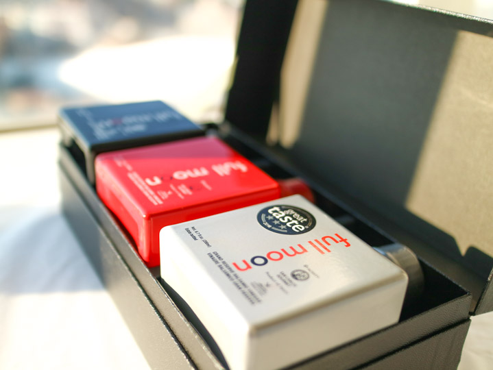 フルムーン3個セット(ホワイトバルサミコ12年熟成・ブラックバルサミコ12年熟成・オリーブオイル)