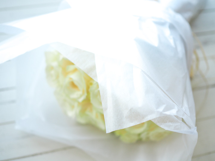 Douzaine de roses ドゥゼーヌ・ドゥ・ローズ [12本のバラ] モダンローズ