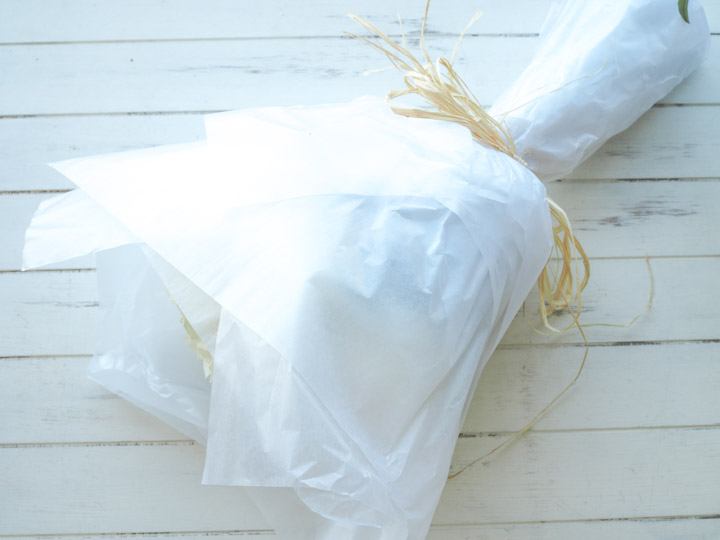 Douzaine de roses ドゥゼーヌ・ドゥ・ローズ [12本のバラ] モダンローズ