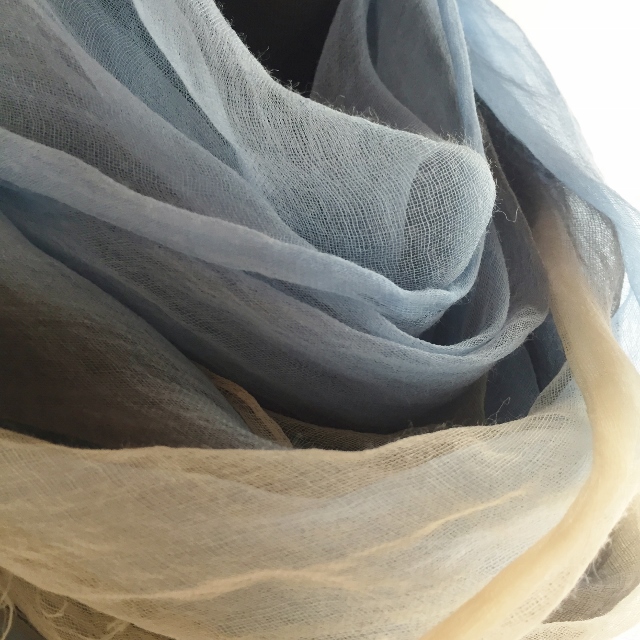 麻100％ ぼかし染ラミー薄羽ストール　L