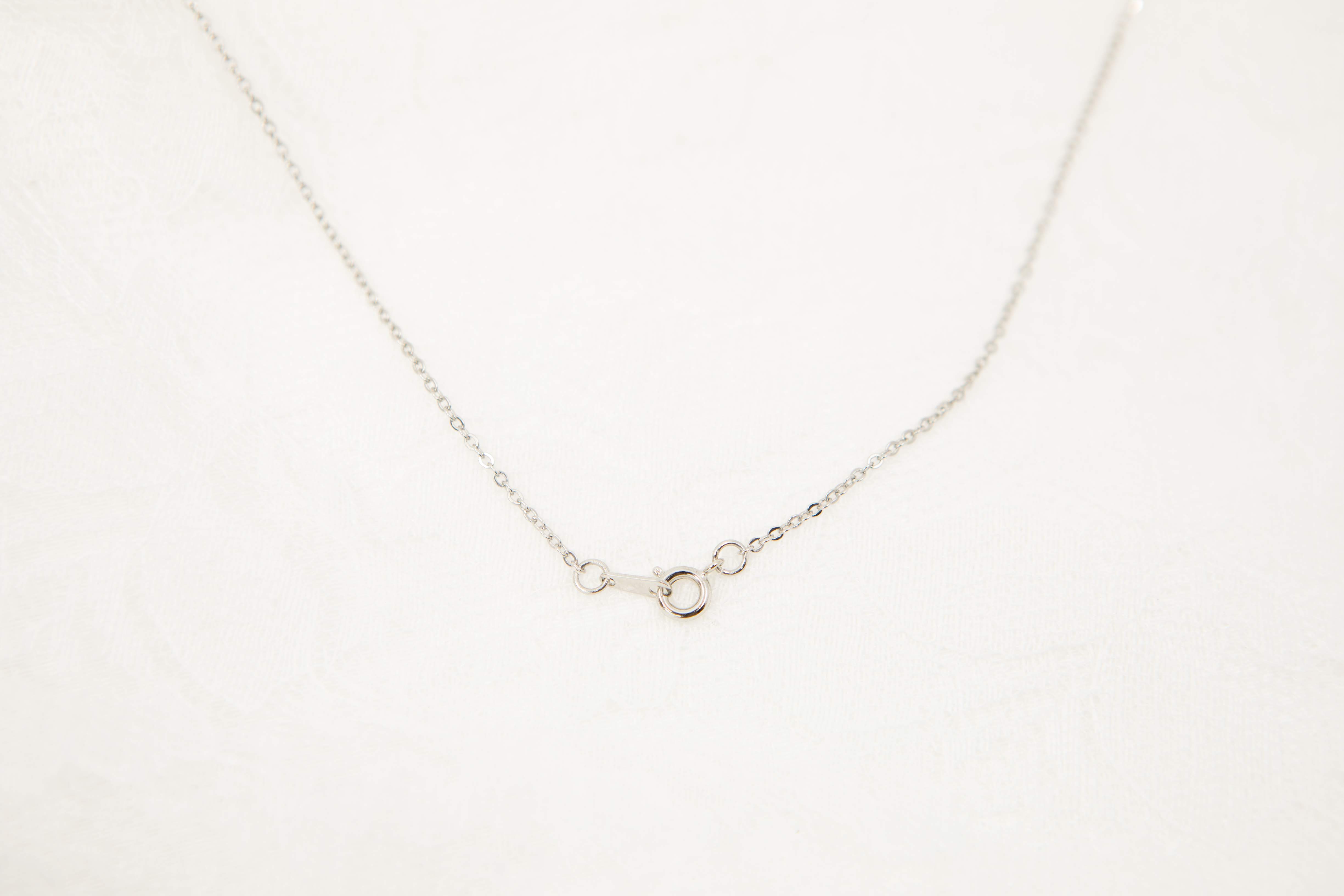 ブルーグレイの淡水パール × シルバーチェーン