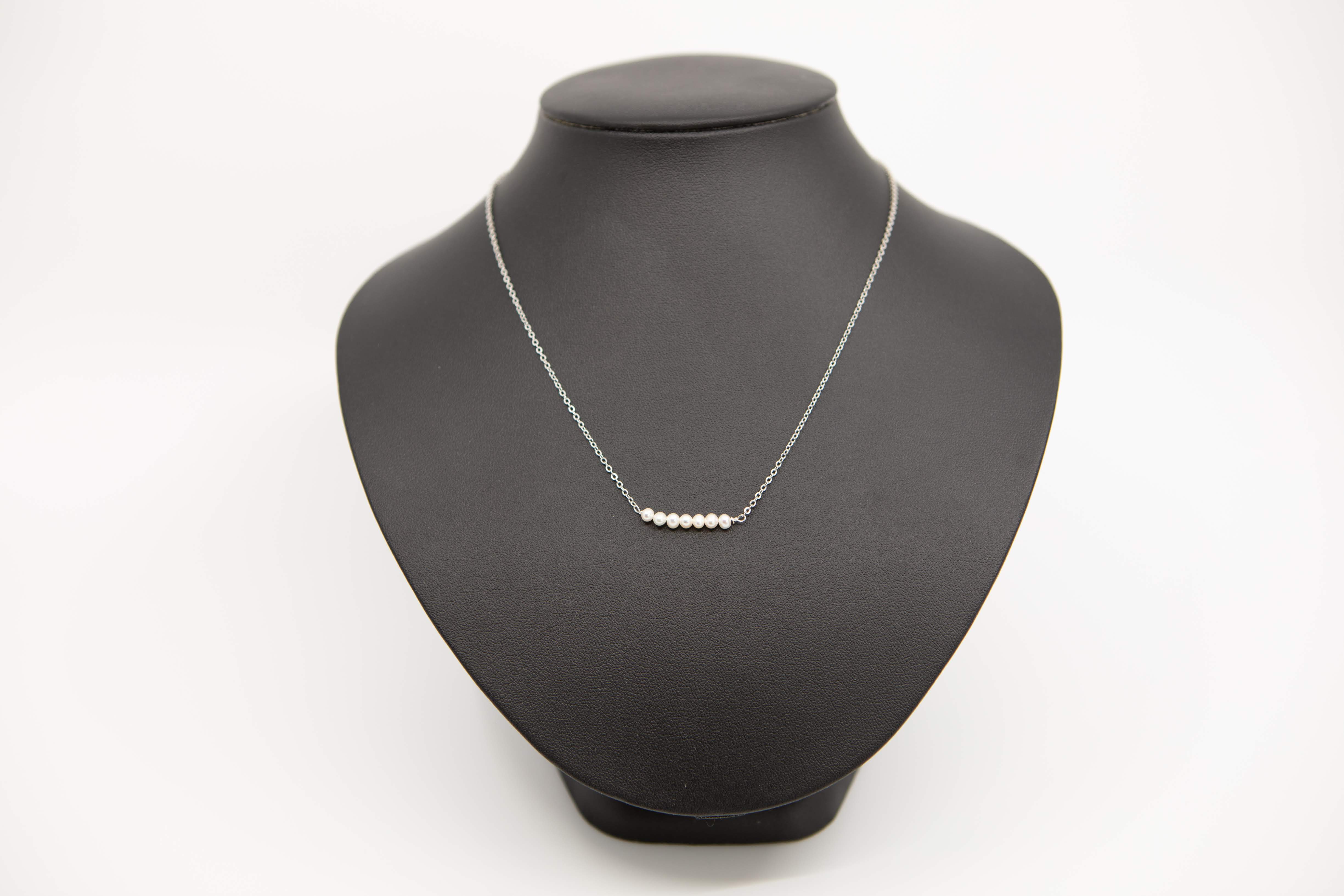 ベビーパールのネックレス