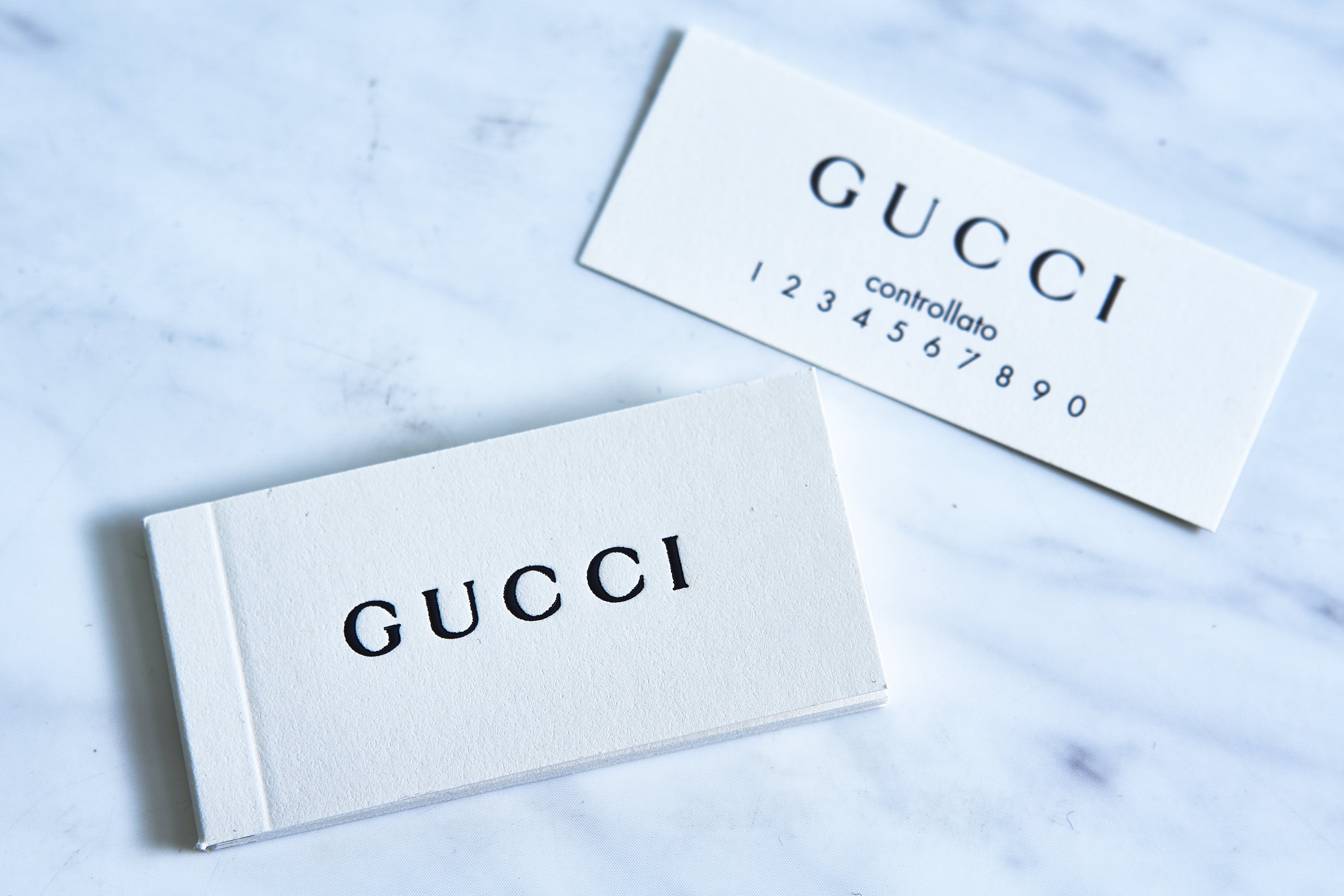 ハートシェイプ インターロッキング Gモチーフ ピアス