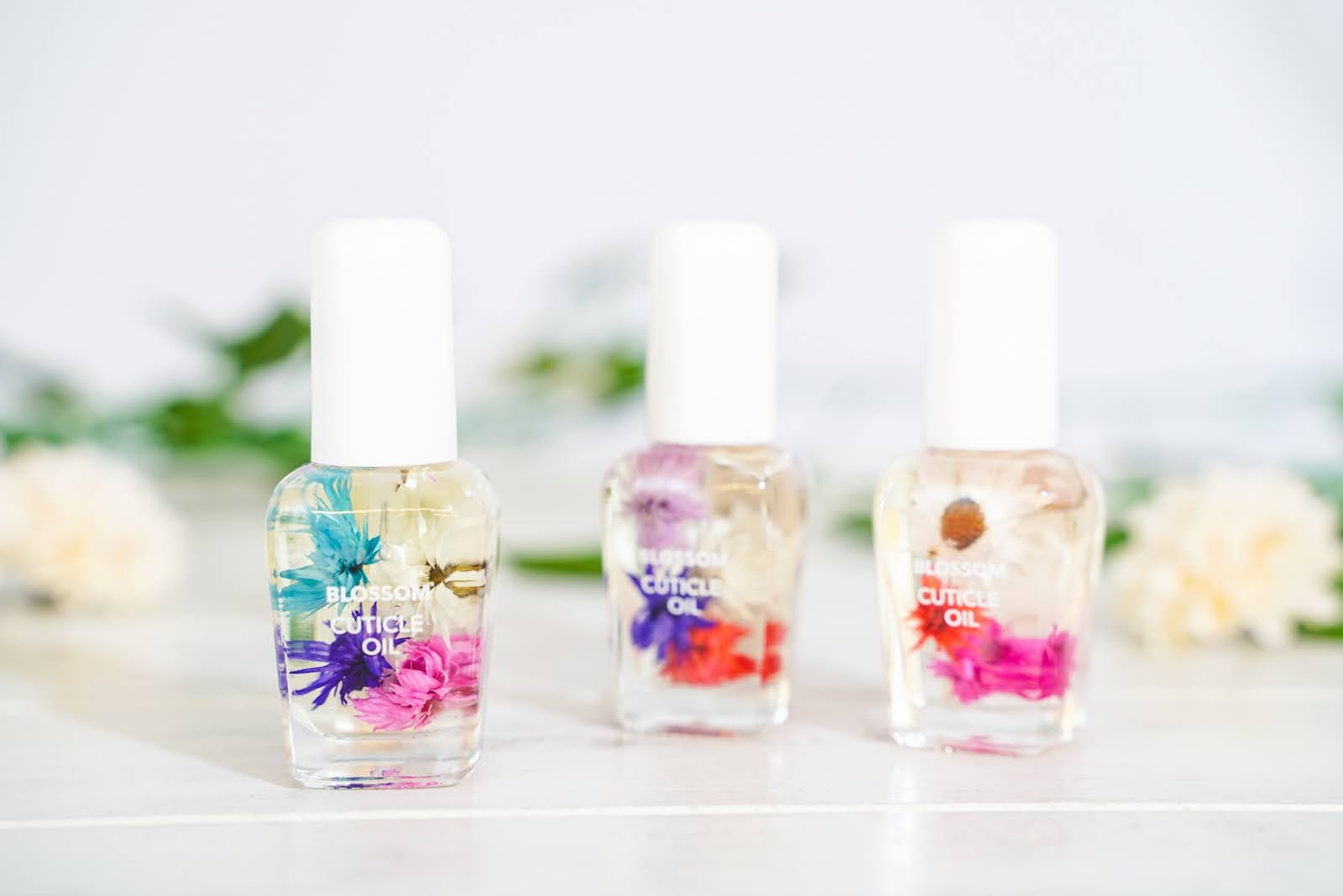 3 PIECE GIFT SET［SCENTED CUTICLE OIL］