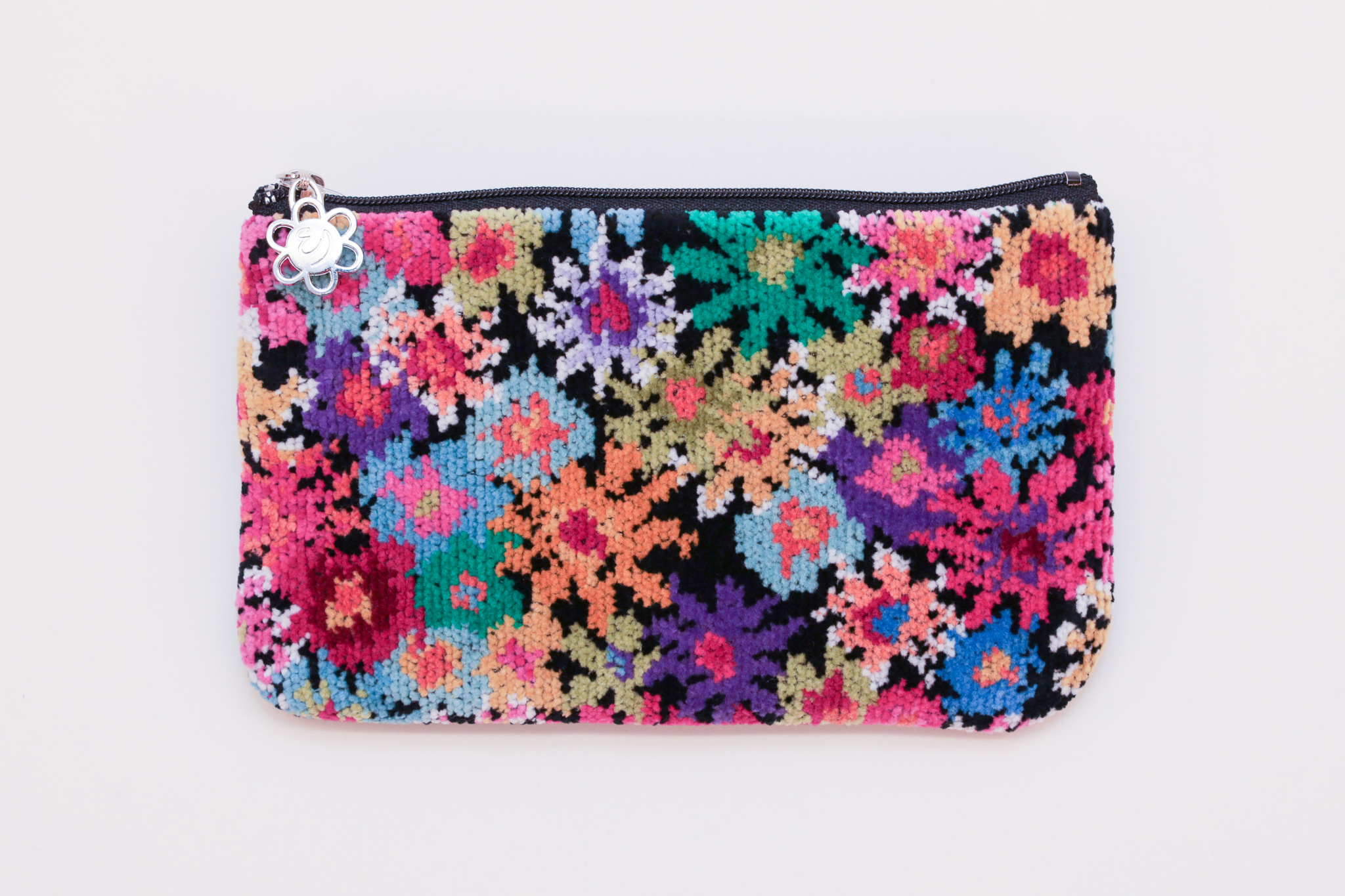 アンナシリーズ フラットポーチ