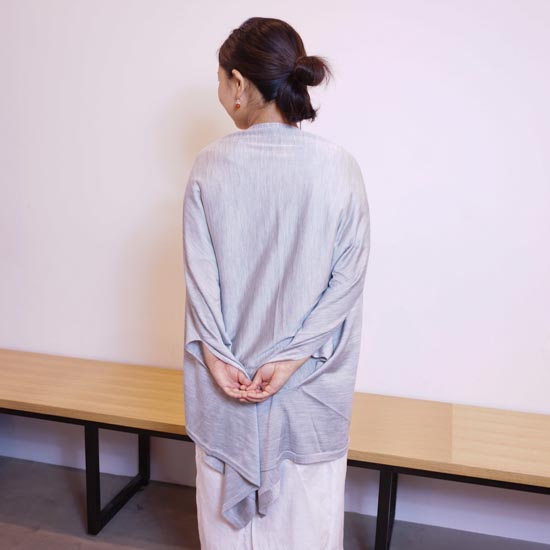 nico ストールポンチョ　贅沢なシルク100% 雪国新潟の待ちわびる春をテーマに