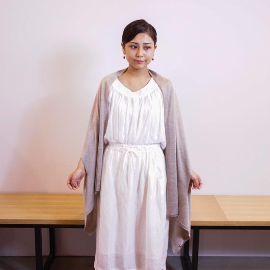 nico ストールポンチョ　贅沢なシルク100% 雪国新潟の待ちわびる春をテーマに