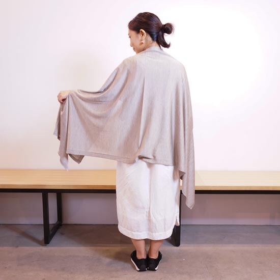 nico ストールポンチョ　贅沢なシルク100% 雪国新潟の待ちわびる春をテーマに