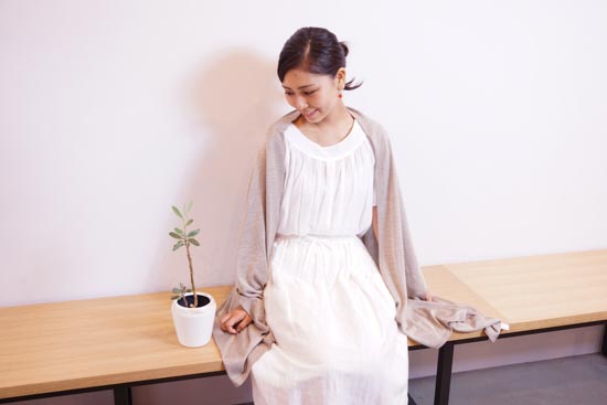 nico ストールポンチョ　贅沢なシルク100% 雪国新潟の待ちわびる春をテーマに