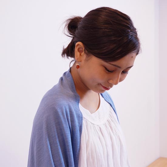 nico ストールポンチョ　贅沢なシルク100% 雪国新潟の待ちわびる春をテーマに