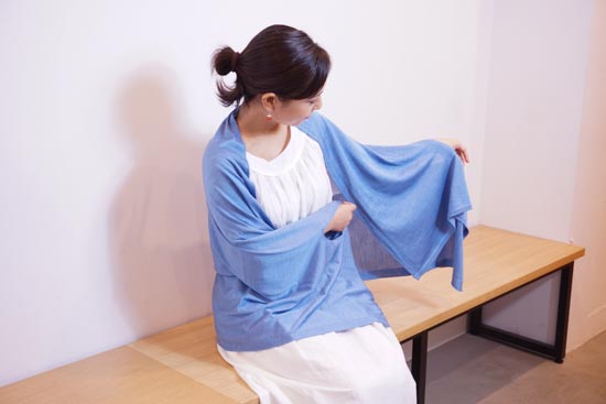 nico ストールポンチョ　贅沢なシルク100% 雪国新潟の待ちわびる春をテーマに