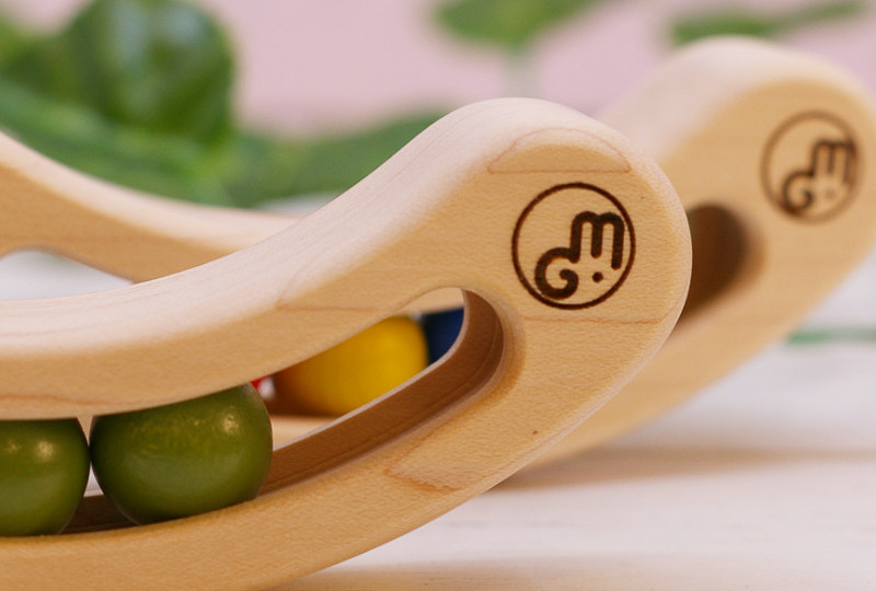木のおもちゃ ラトル FAVA