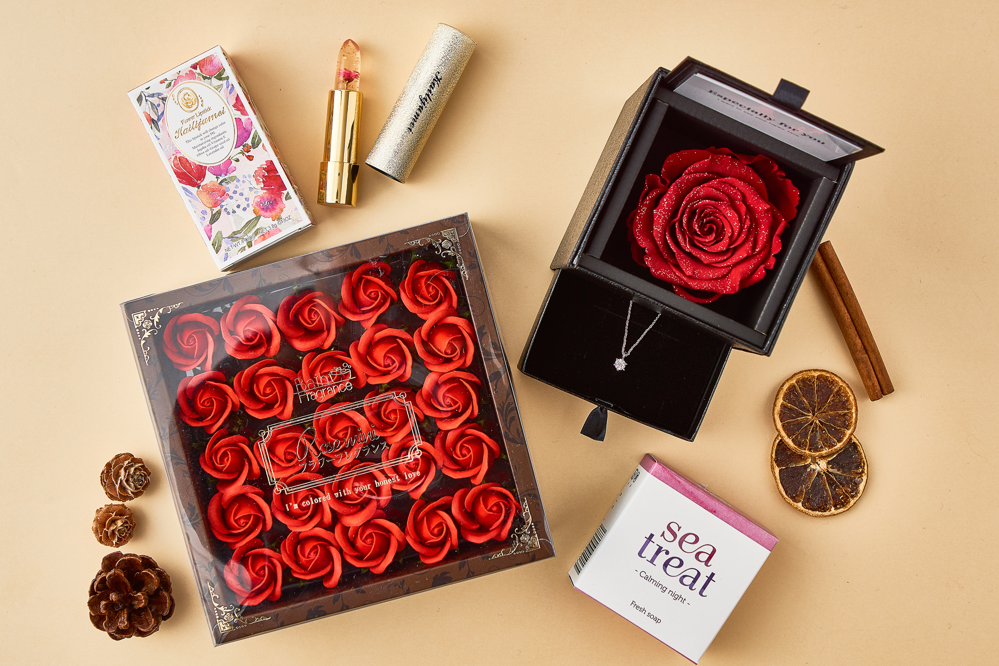 タンプ限定ギフトセット〝リップ＆ネックレス&入浴剤〟