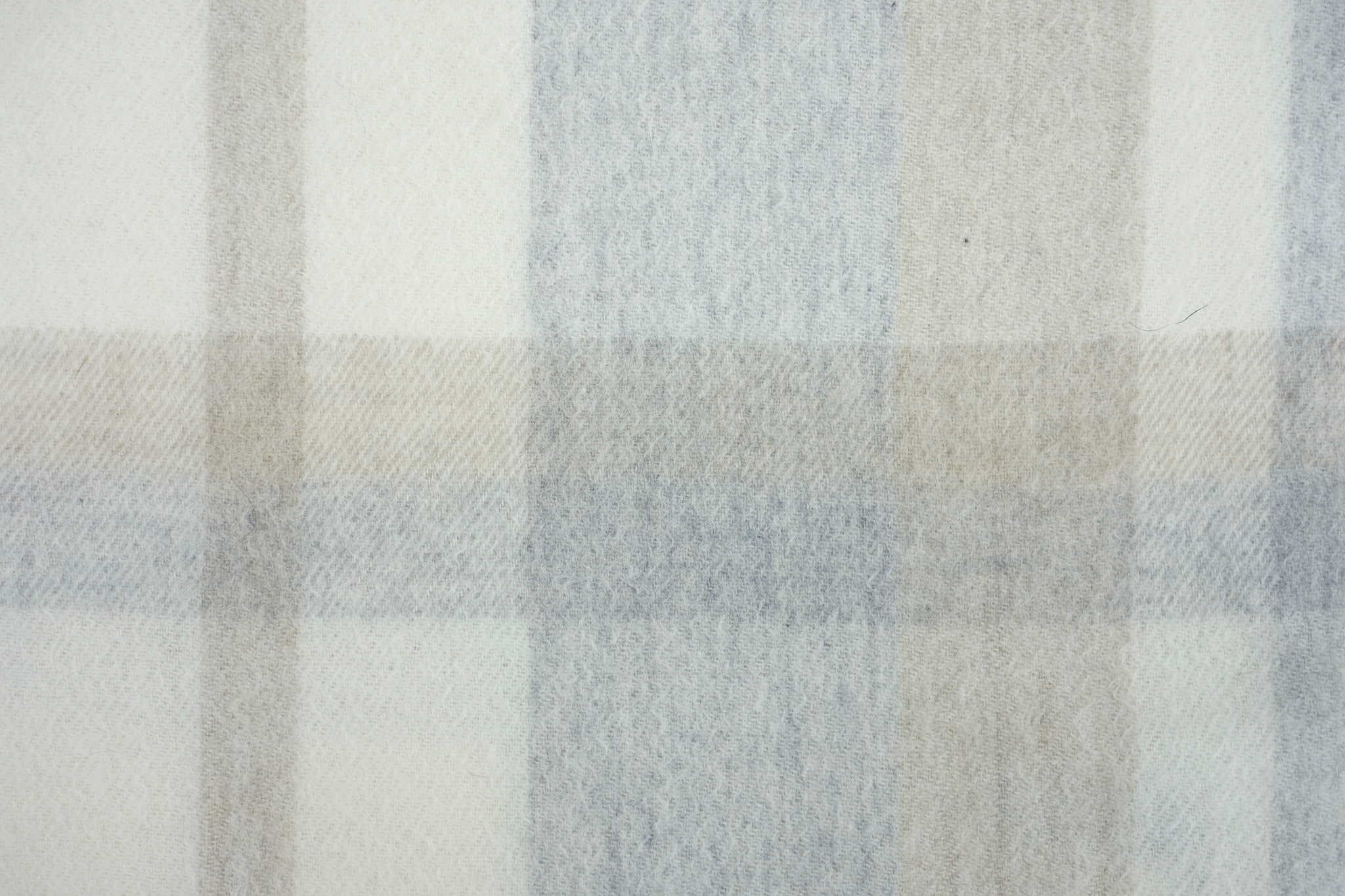 カシミヤ100%紡毛チェックマフラー(30×190cm)