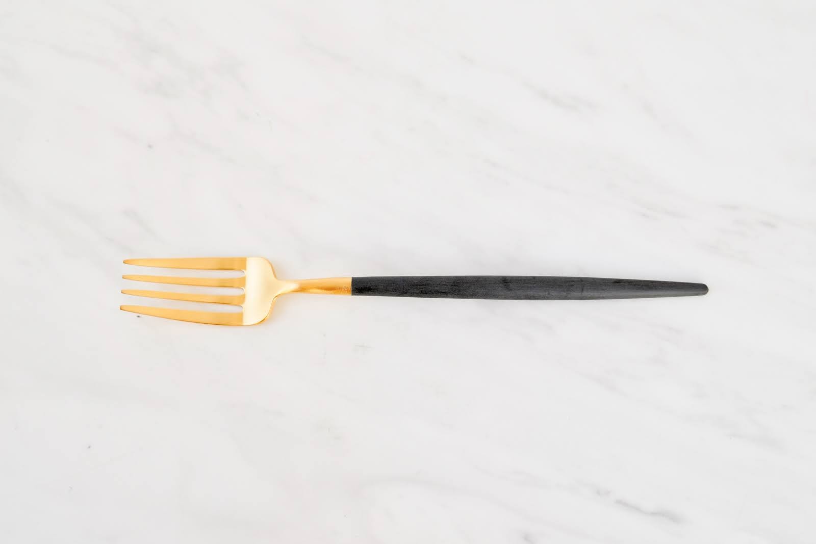 【クチポール】ゴアブラックxゴールド 6本セット