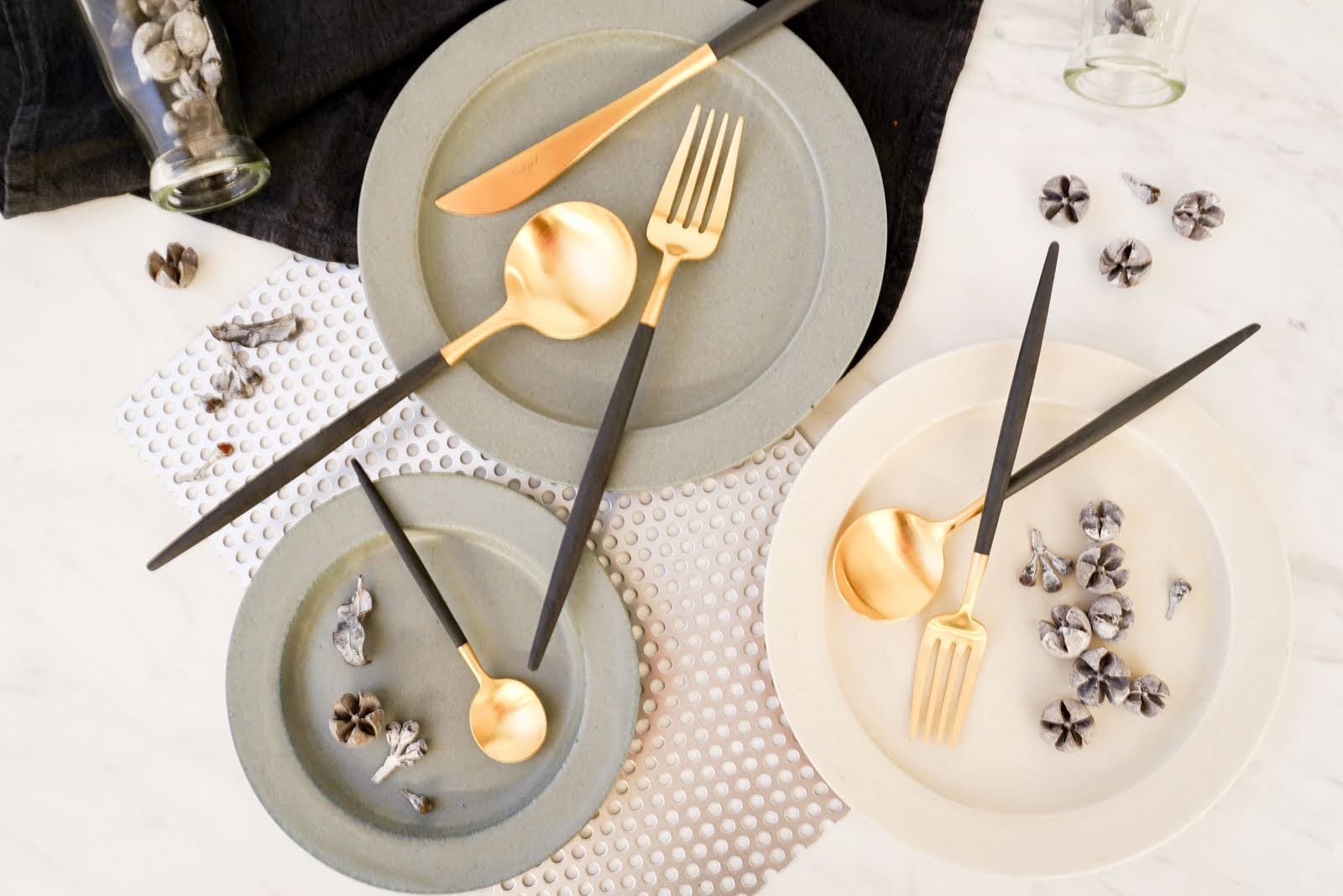 クチポール】ゴアブラックxゴールド 6本セット | Cutipol