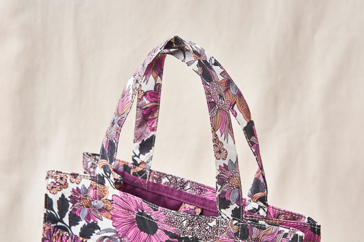 INTERMODE Using LIBERTY ART FABRICSハンカチ・ポーチ・ランチトート