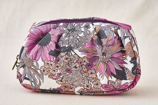 INTERMODE Using LIBERTY ART FABRICSハンカチ・ポーチ・ランチトート