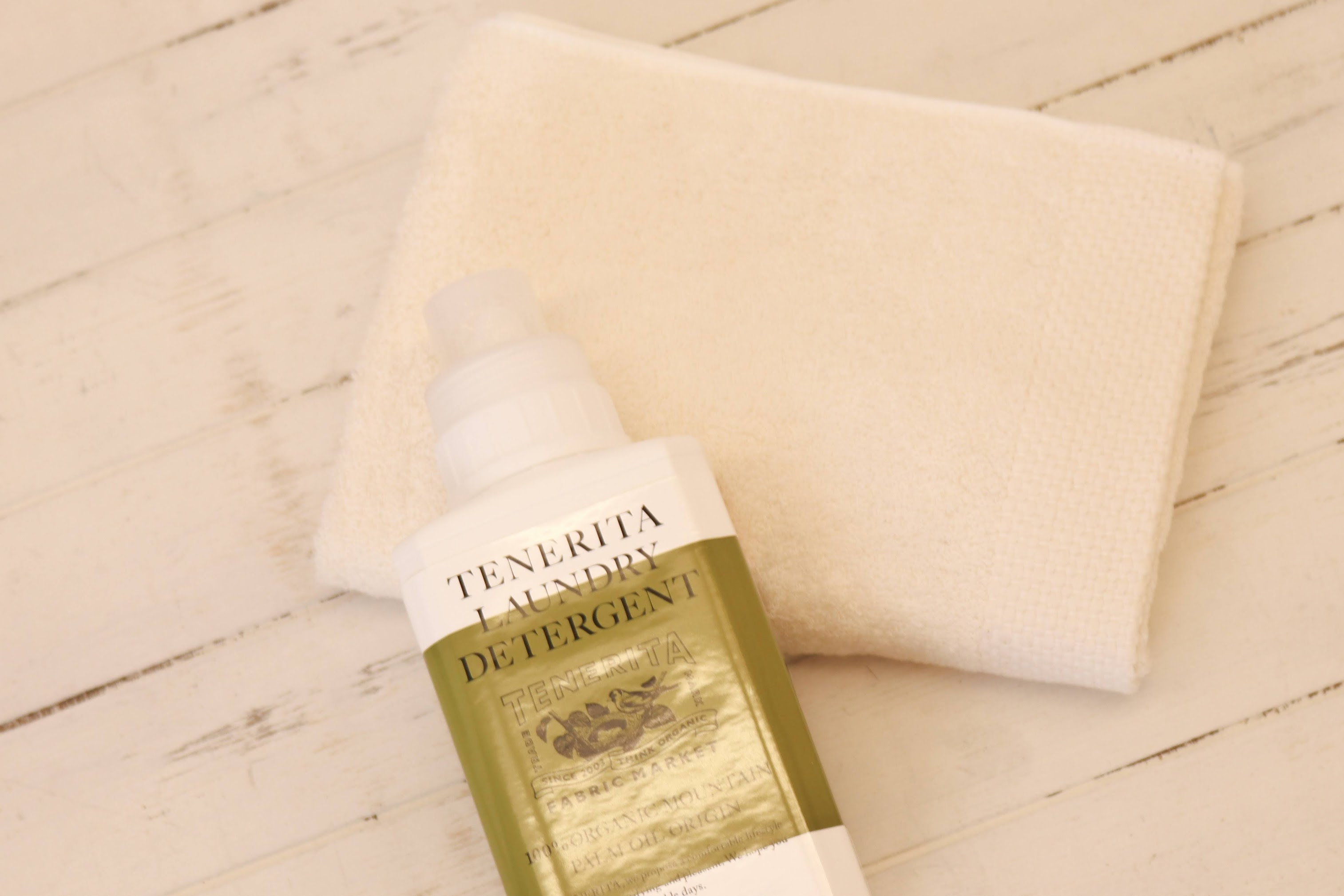 軽やかな甘撚りフェイスタオル＆LAUNDRY DETERGENTセット（生成）