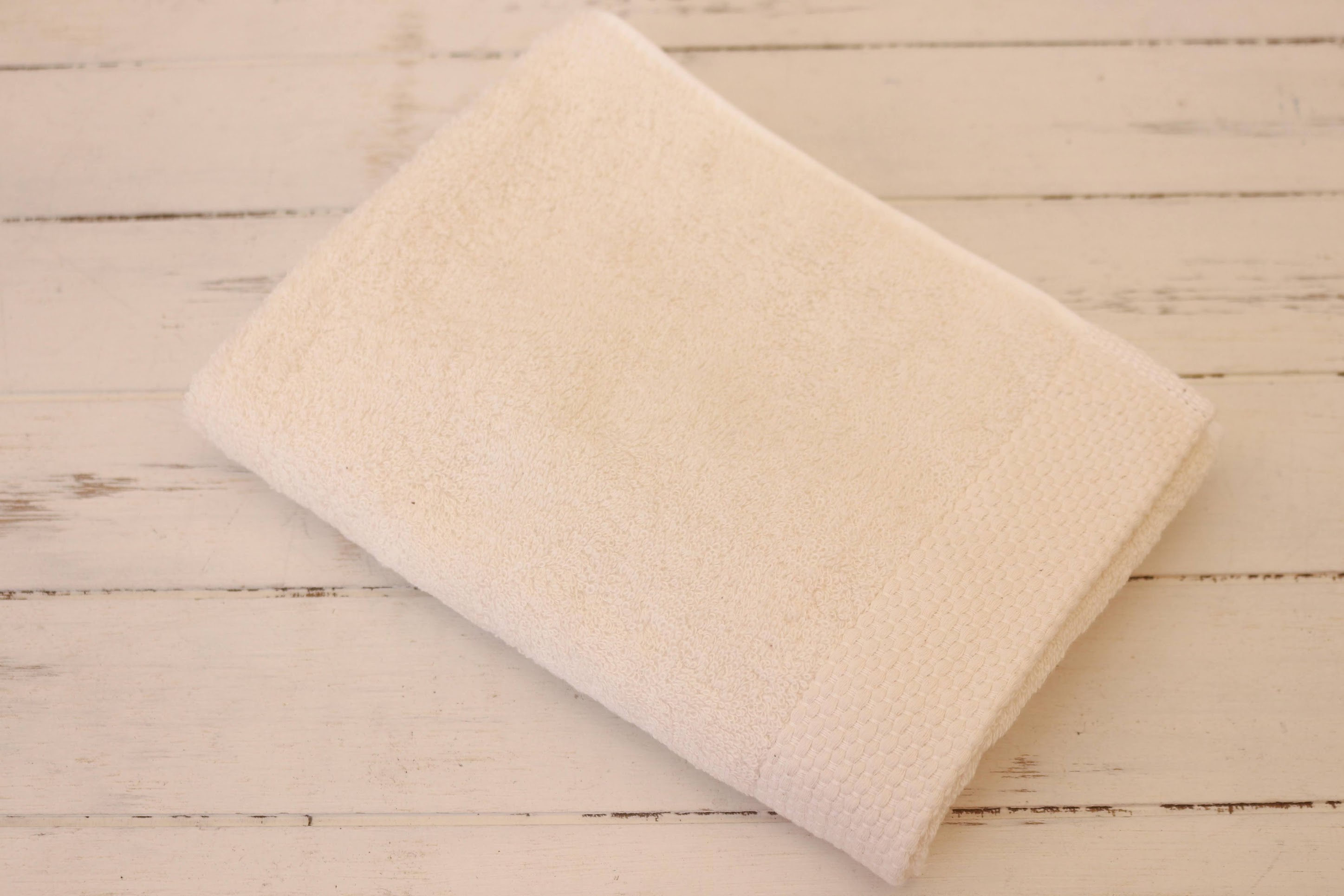 軽やかな甘撚りフェイスタオル＆LAUNDRY DETERGENTセット（生成）