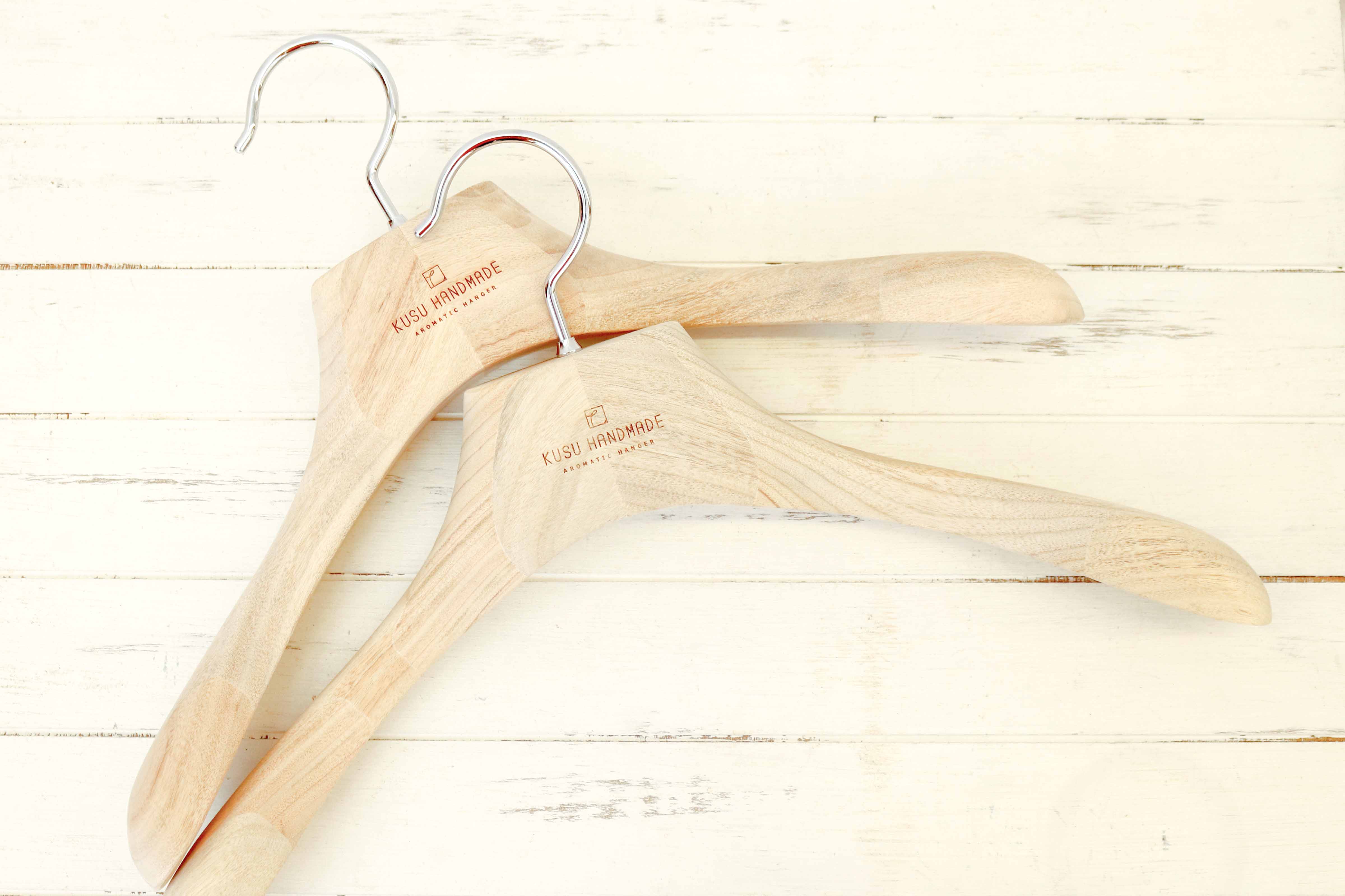 ジャケットハンガー 